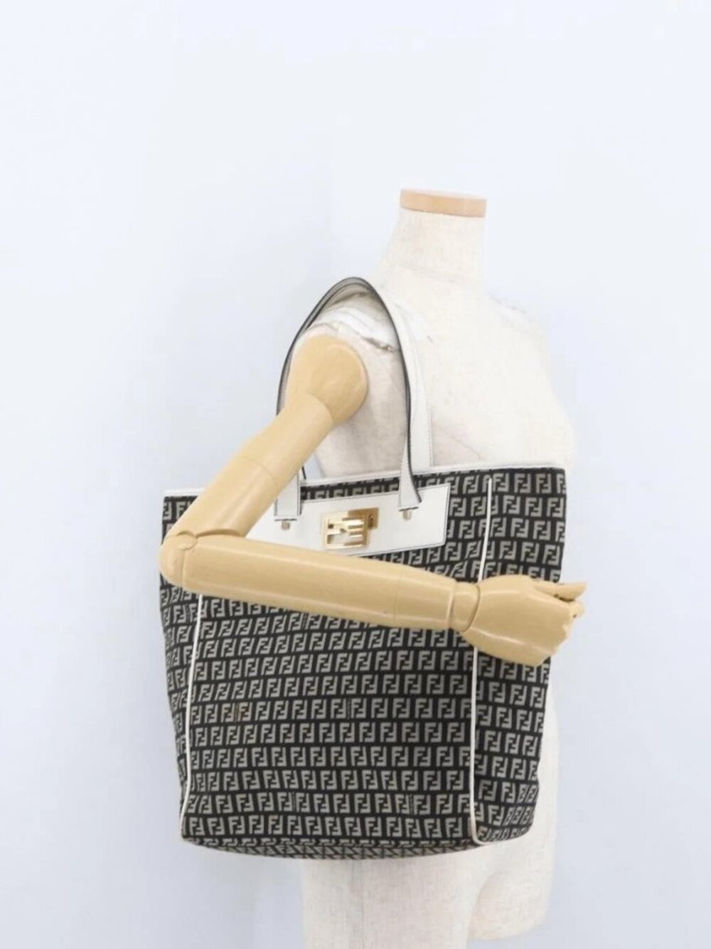 FENDI Zucchino Canvas Tote Bag Black Gray Auth ka2926